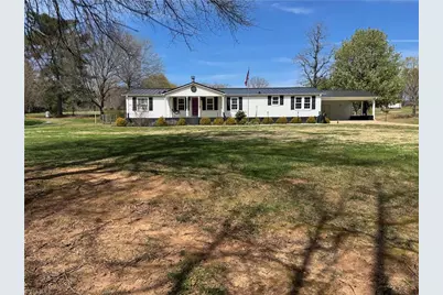 3932 Piney Mountain Road, Walnut Cove, NC 27052 - Photo 4