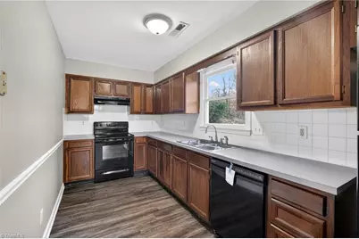 245 Guinevere Court, Winston-Salem, NC 27104 - Photo 14