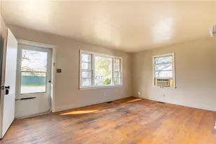 1447 Bretton St, Winston-Salem, NC 27107 - Photo 4