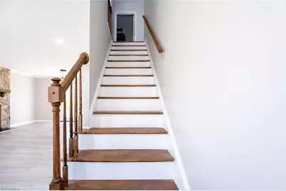 3 Ivyglen Court, Greensboro, NC 27406 - Photo 4