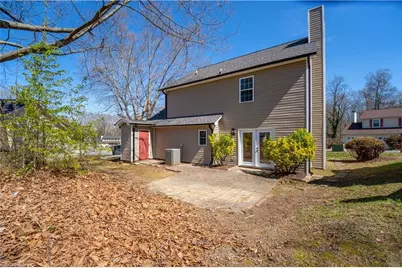 3 Ivyglen Court, Greensboro, NC 27406 - Photo 22