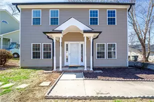 3 Ivyglen Ct, Greensboro, NC 27406 - Photo 1