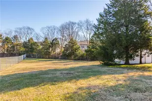 2465 Griffith Rd, Winston-Salem, NC 27103 - Photo 24