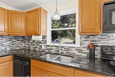 2465 Griffith Road, Winston-Salem, NC 27103 - Photo 10