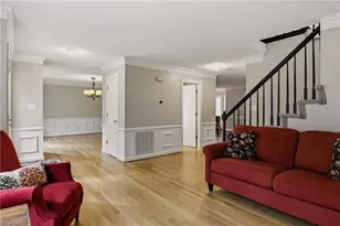 97 Shadylawn Dr, Winston-Salem, NC 27104 - Photo 6