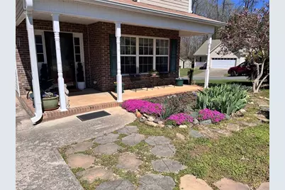 575 Lakewood Glen Court, Winston-Salem, NC 27107 - Photo 2