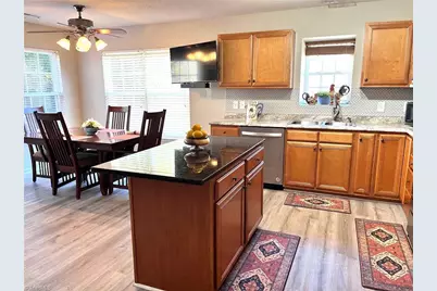 575 Lakewood Glen Court, Winston-Salem, NC 27107 - Photo 6