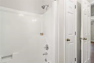 5412 Hanover Park Dr, Winston-Salem, NC 27103 - Photo 36