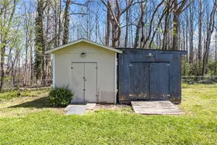 523 & 525 Carlann Valley Rd, McLeansville, NC 27301 - Photo 24