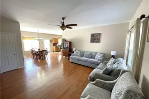 6715 Hockett Country Ln, Pleasant Garden, NC 27313 - Photo 2