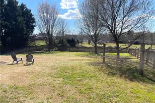 6715 Hockett Country Ln, Pleasant Garden, NC 27313 - Photo 24