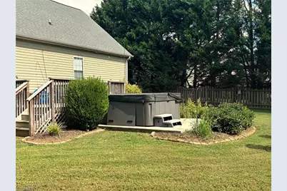 6715 Hockett Country Lane, Pleasant Garden, NC 27313 - Photo 26