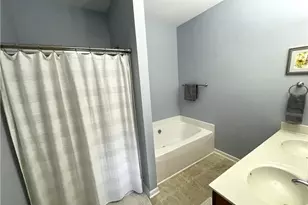 6715 Hockett Country Ln, Pleasant Garden, NC 27313 - Photo 12