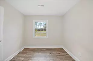 5001 Royal Acres Rd, Raleigh, NC 27610 - Photo 20