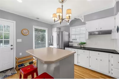 1811 W Friendly Avenue, Greensboro, NC 27403 - Photo 14