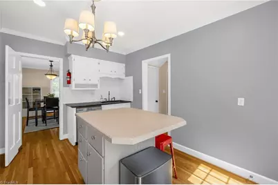1811 W Friendly Avenue, Greensboro, NC 27403 - Photo 16