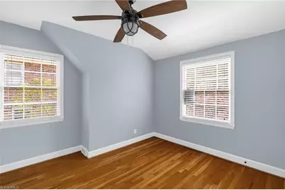 1811 W Friendly Avenue, Greensboro, NC 27403 - Photo 30