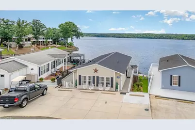 141 Badin Lake Circle, New London, NC 28127 - Photo 2