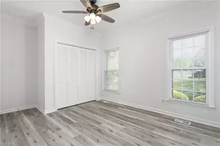 1543 Little John Ln E, Burlington, NC 27217 - Photo 16