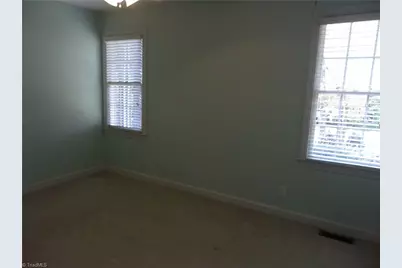 4423 Hunter Oaks Court, High Point, NC 27265 - Photo 30