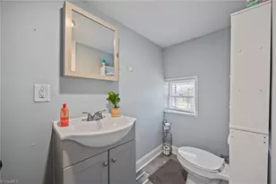 625 Flynn St, Eden, NC 27288 - Photo 16