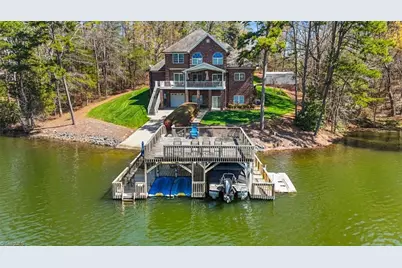 704 Shoreline Drive, New London, NC 28127 - Photo 2