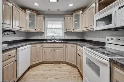 218 Barber Street, Asheboro, NC 27203 - Photo 6