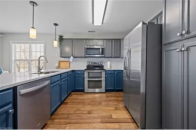 4002 Pepperbush Drive, Greensboro, NC 27405 - Photo 8