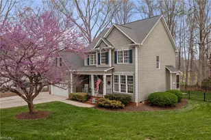 202 Oakmont Ct, Mebane, NC 27302 - Photo 2