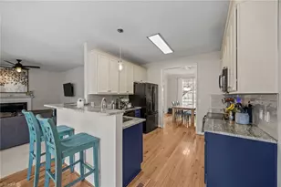 202 Oakmont Ct, Mebane, NC 27302 - Photo 12