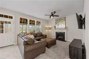 202 Oakmont Ct, Mebane, NC 27302 - Photo 16