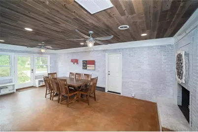 912 Forest Hill Drive, Greensboro, NC 27410 - Photo 32