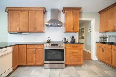 912 Forest Hill Drive, Greensboro, NC 27410 - Photo 20