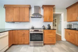 912 Forest Hill Dr, Greensboro, NC 27410 - Photo 20