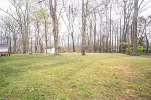 912 Forest Hill Dr, Greensboro, NC 27410 - Photo 44