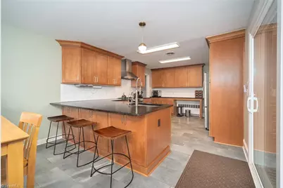 912 Forest Hill Drive, Greensboro, NC 27410 - Photo 22