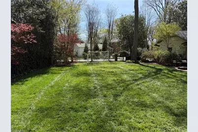 3300 Round Hill Road, Greensboro, NC 27408 - Photo 6