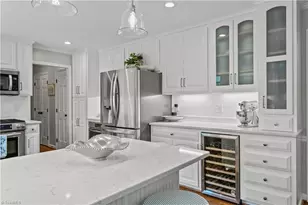 3300 Round Hill Rd, Greensboro, NC 27408 - Photo 12