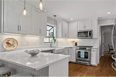 3300 Round Hill Road, Greensboro, NC 27408 - Photo 10