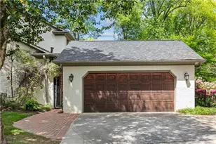 3300 Round Hill Rd, Greensboro, NC 27408 - Photo 34