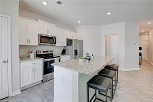 1166 Evelynnview Ln, Kernersville, NC 27284 - Photo 10