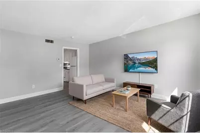 22 Forsyth Street, Thomasville, NC 27360 - Photo 2