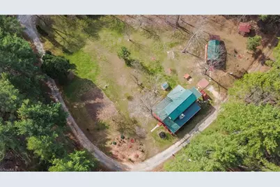 6414 Summit Road, Purlear, NC 28665 - Photo 2