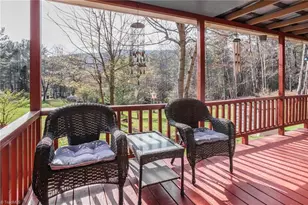 6414 Summit Rd, Purlear, NC 28665 - Photo 16