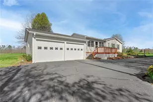 3436 Rome Anthony Rd, Yadkinville, NC 27055 - Photo 6