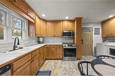 2235 Wilkins Street, Burlington, NC 27217 - Photo 6