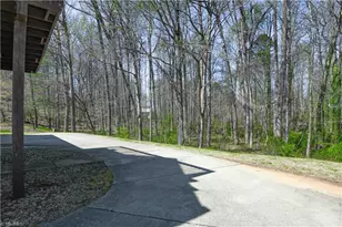 3310 Dawn Ridge Ct, Greensboro, NC 27410 - Photo 24