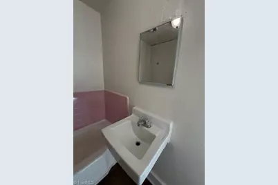 810 Richland Street #B, High Point, NC 27260 - Photo 10