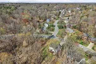 6413 Muirfield Dr, Greensboro, NC 27410 - Photo 34