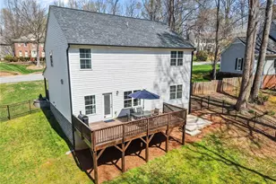 6413 Muirfield Dr, Greensboro, NC 27410 - Photo 32